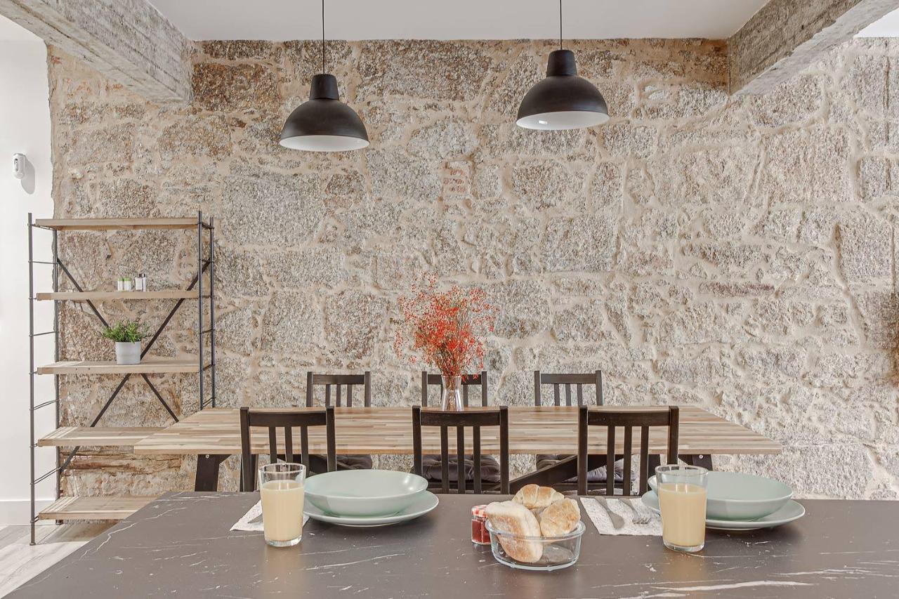 א-קורוניה Central Square Deluxe Apartment מראה חיצוני תמונה